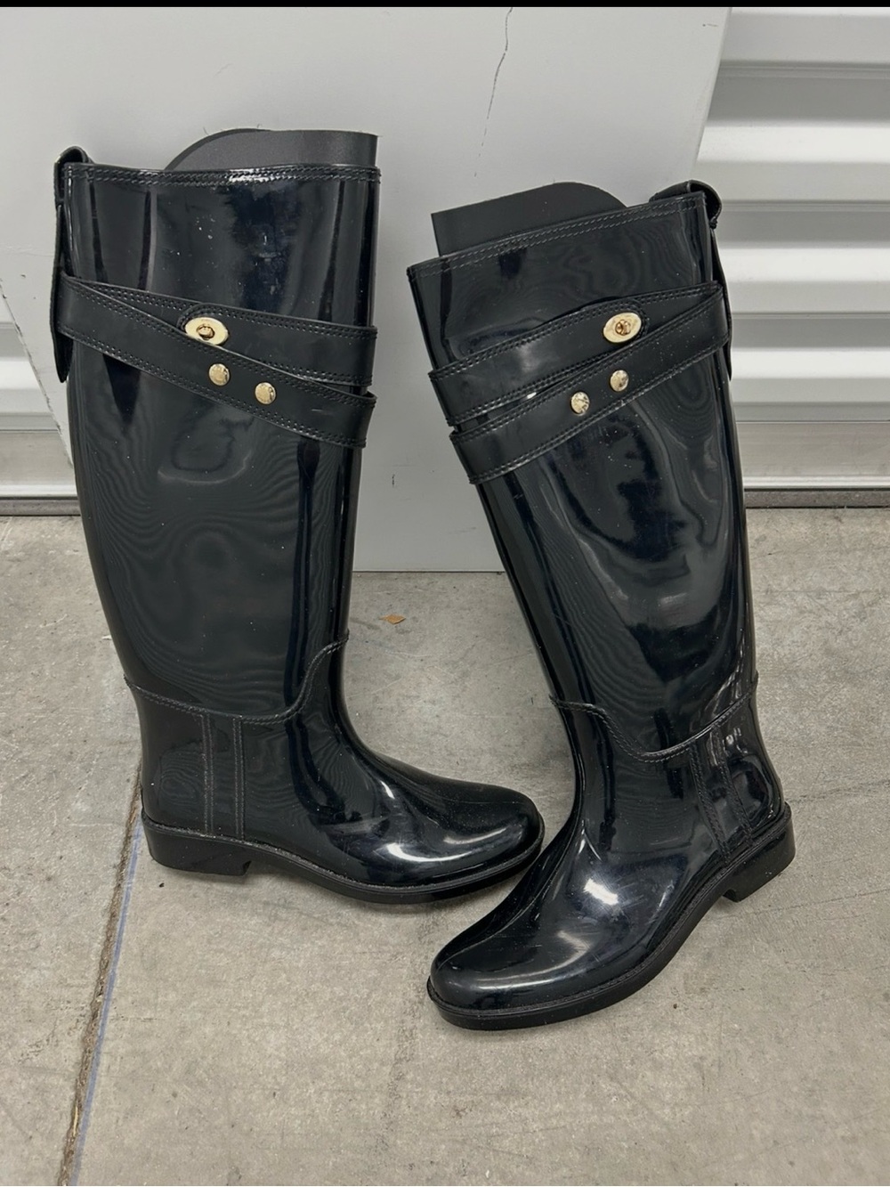 Coach Talia Black patent tall rain boots with gold hardware. Size 7 - Picture 5 of 5